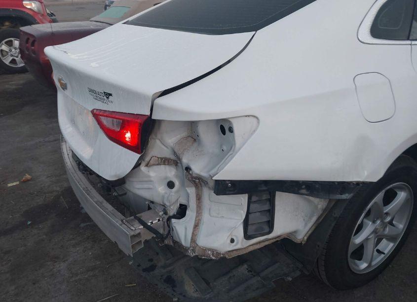 Photo 18 of 2018 Chevrolet Malibu 1LS (VIN 1G1ZB5STXJF268941)