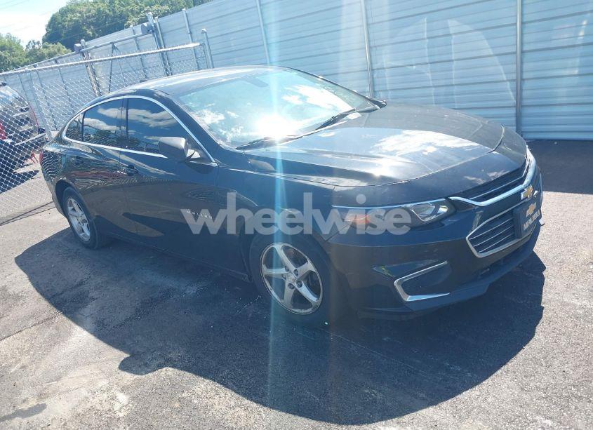 2018 Chevrolet Malibu 1LS (VIN 1G1ZB5STXJF280927) main photo