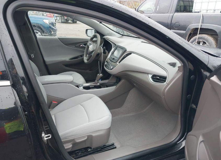 Photo 5 of 2018 Chevrolet Malibu 1LS (VIN 1G1ZB5STXJF289398)