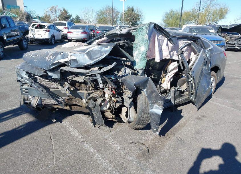 Photo 2 of 2019 Chevrolet Malibu 1LS (VIN 1G1ZB5STXKF116174)