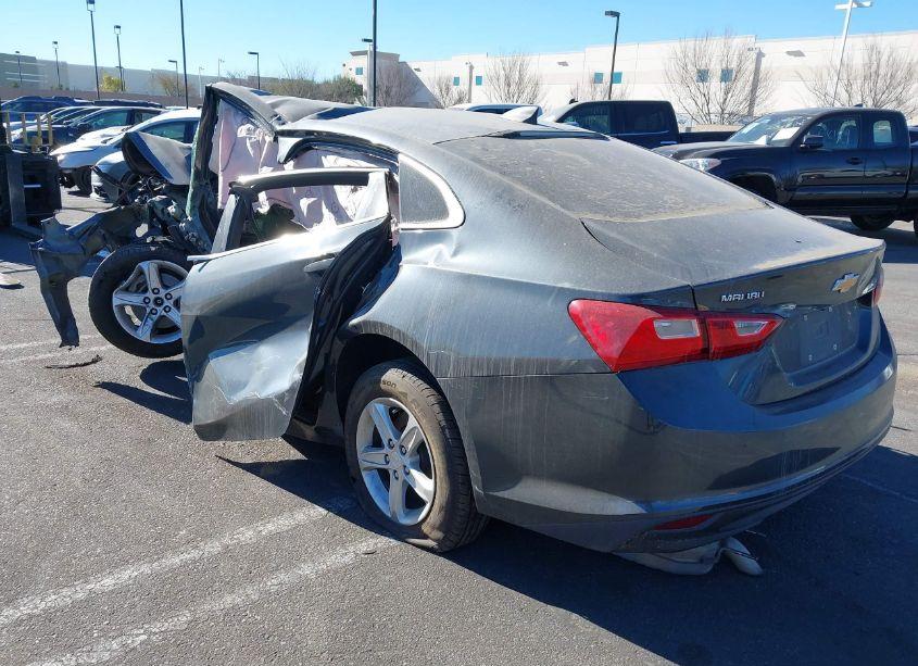Photo 3 of 2019 Chevrolet Malibu 1LS (VIN 1G1ZB5STXKF116174)