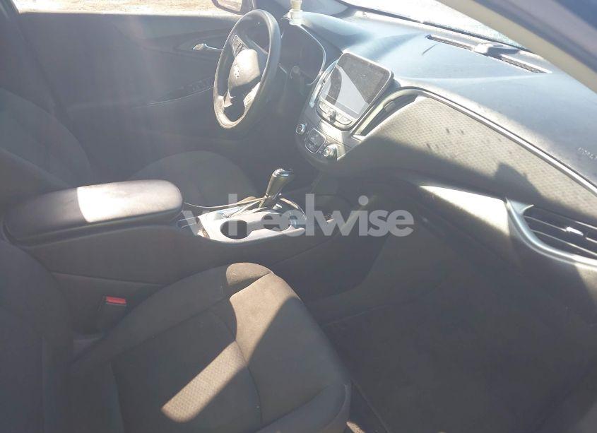 Photo 5 of 2019 Chevrolet Malibu 1LS (VIN 1G1ZB5STXKF119530)