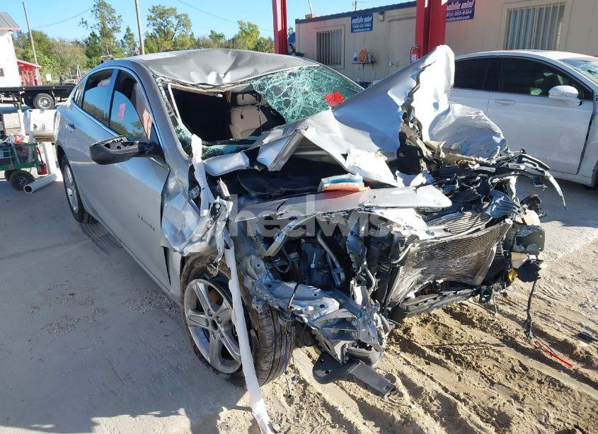 2019 Chevrolet Malibu 1LS (VIN 1G1ZB5STXKF129040) main photo