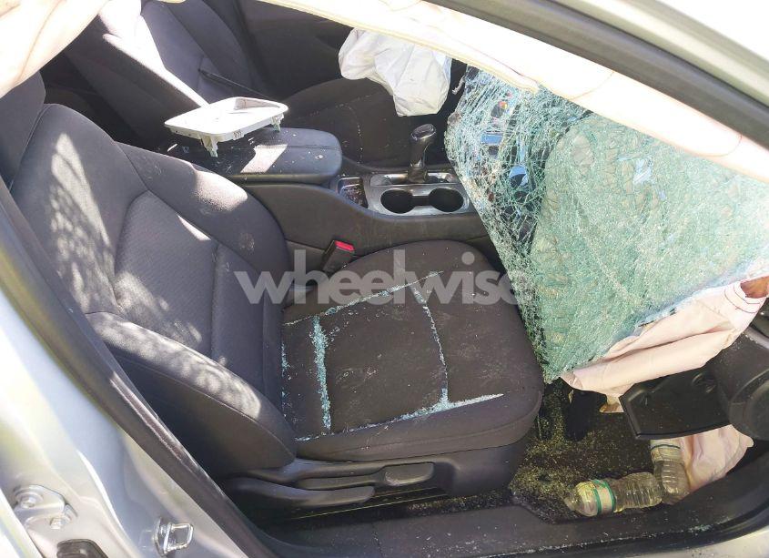 Photo 5 of 2019 Chevrolet Malibu 1LS (VIN 1G1ZB5STXKF129040)