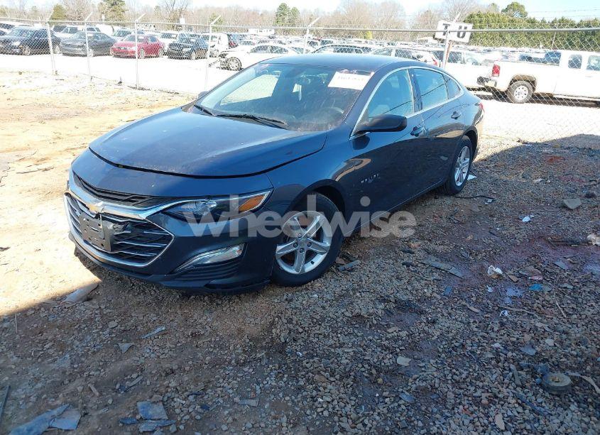 Photo 2 of 2019 Chevrolet Malibu 1LS (VIN 1G1ZB5STXKF132892)