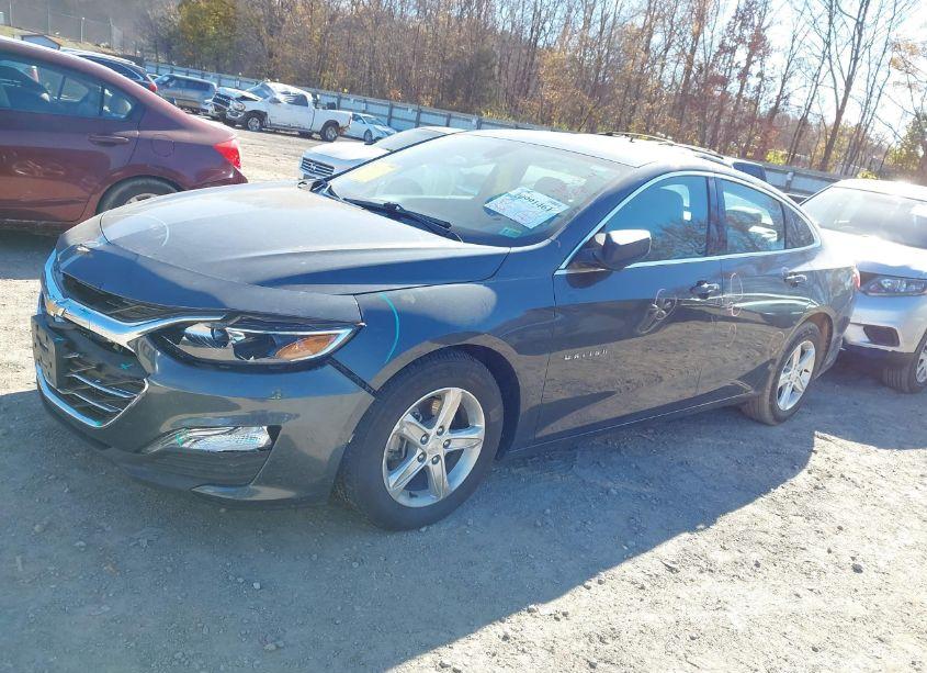 Photo 2 of 2019 Chevrolet Malibu 1LS (VIN 1G1ZB5STXKF145612)