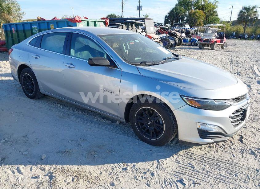 2019 Chevrolet Malibu 1LS (VIN 1G1ZB5STXKF173359) main photo