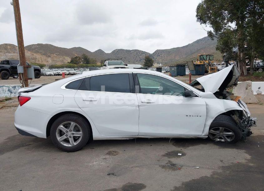 Photo 14 of 2019 Chevrolet Malibu 1LS (VIN 1G1ZB5STXKF220180)