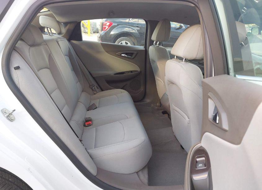 Photo 8 of 2021 Chevrolet Malibu FWD LS (VIN 1G1ZB5STXMF040121)