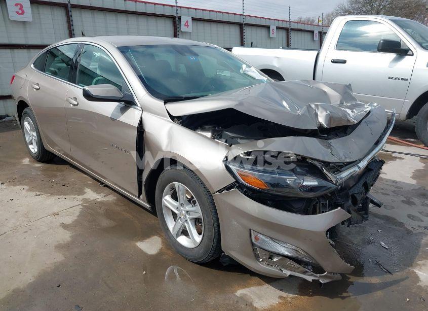 2024 Chevrolet Malibu FWD LS (VIN 1G1ZB5STXRF103242) main photo