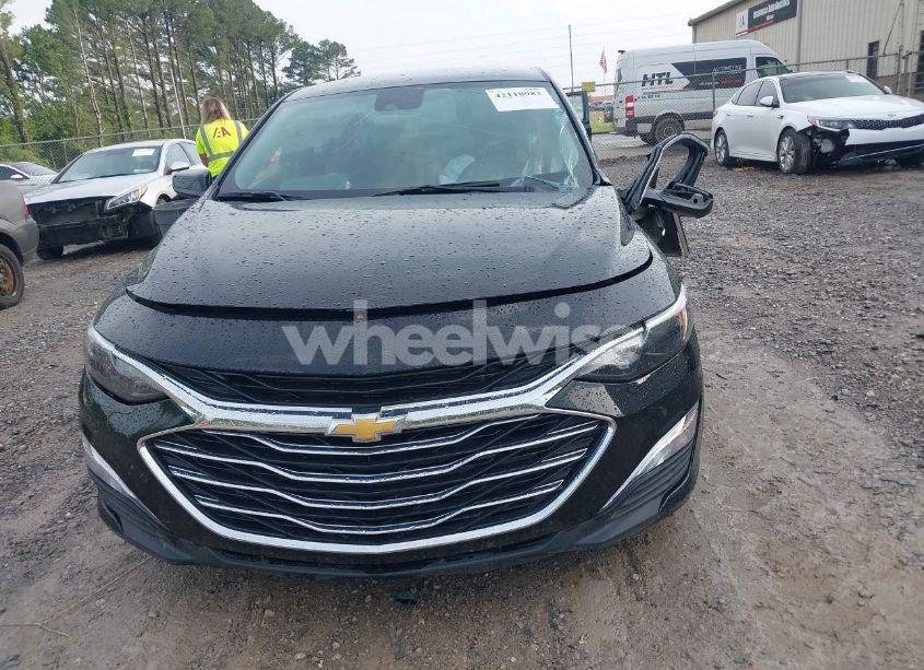 Photo 12 of 2025 Chevrolet Malibu FWD LS (VIN 1G1ZB5STXSF110018)