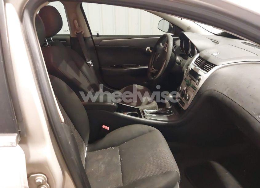 Photo 5 of 2010 Chevrolet Malibu LT (VIN 1G1ZC5E00AF115189)