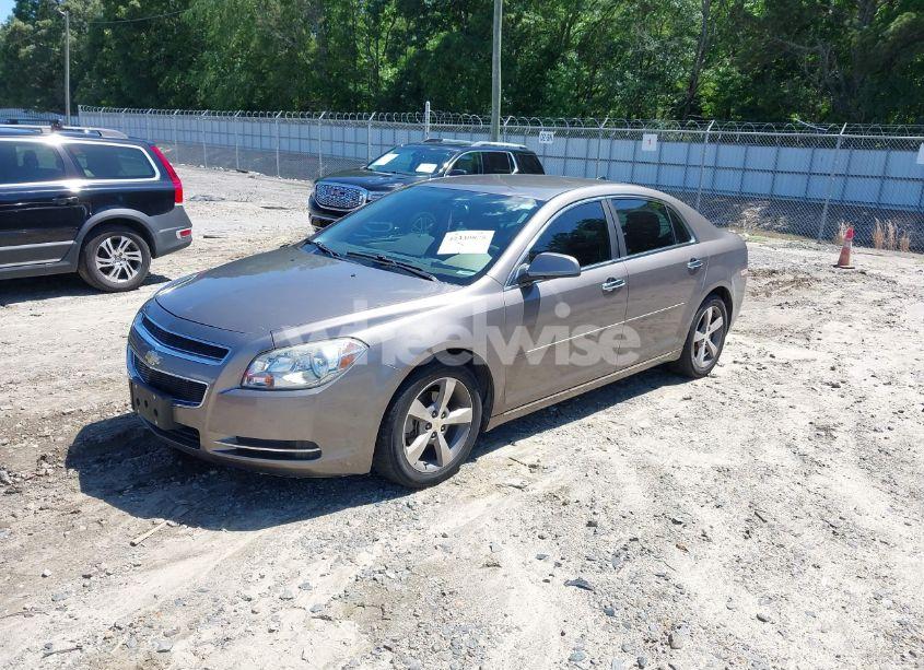 Photo 2 of 2012 Chevrolet Malibu 1LT (VIN 1G1ZC5E00CF133999)