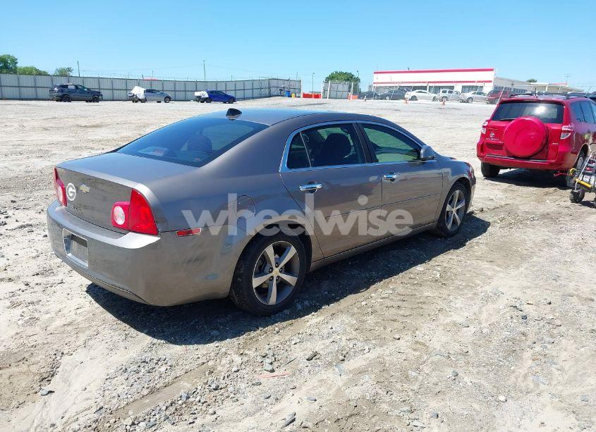 Photo 4 of 2012 Chevrolet Malibu 1LT (VIN 1G1ZC5E00CF133999)