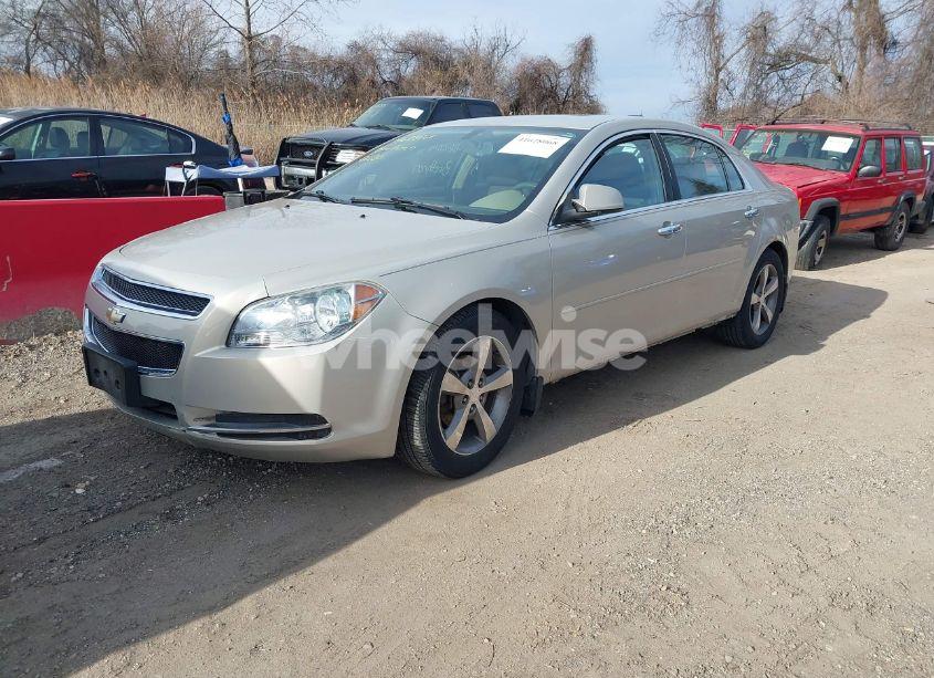 Photo 2 of 2012 Chevrolet Malibu 1LT (VIN 1G1ZC5E00CF142539)