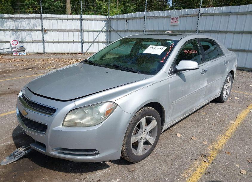 Photo 2 of 2012 Chevrolet Malibu 1LT (VIN 1G1ZC5E00CF179395)