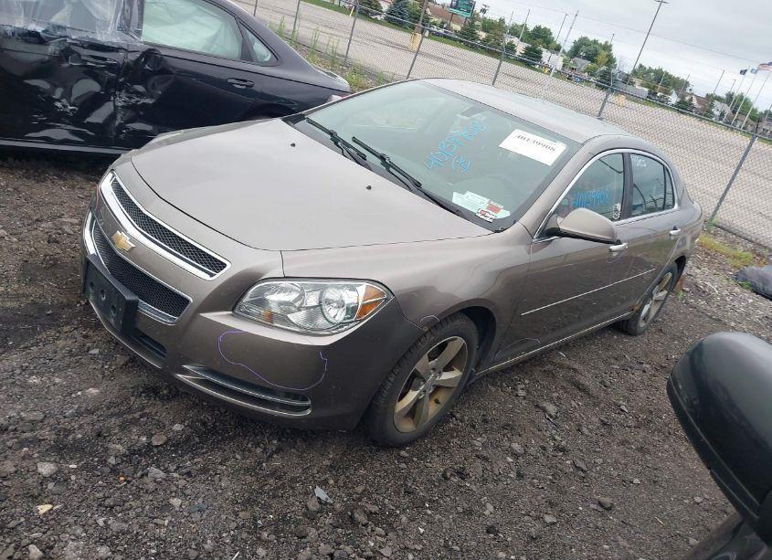 Photo 2 of 2012 Chevrolet Malibu 1LT (VIN 1G1ZC5E00CF188890)