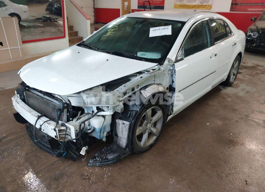 Photo 2 of 2012 Chevrolet Malibu 1LT (VIN 1G1ZC5E00CF216364)