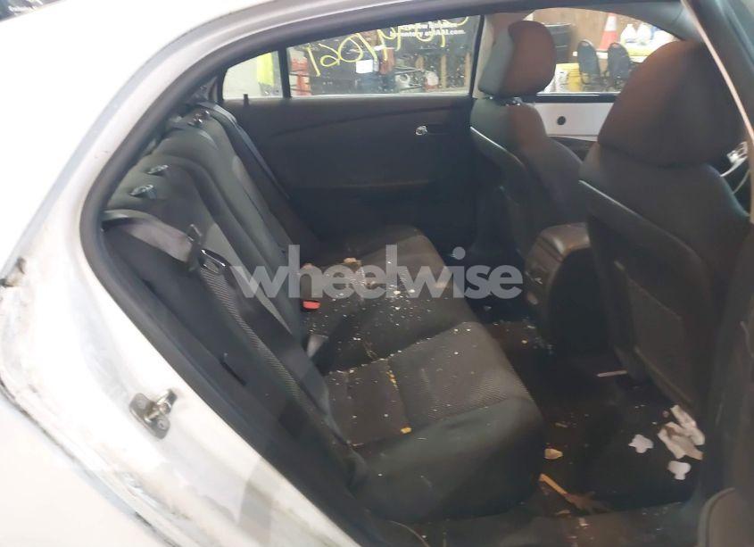 Photo 8 of 2012 Chevrolet Malibu 1LT (VIN 1G1ZC5E00CF216364)