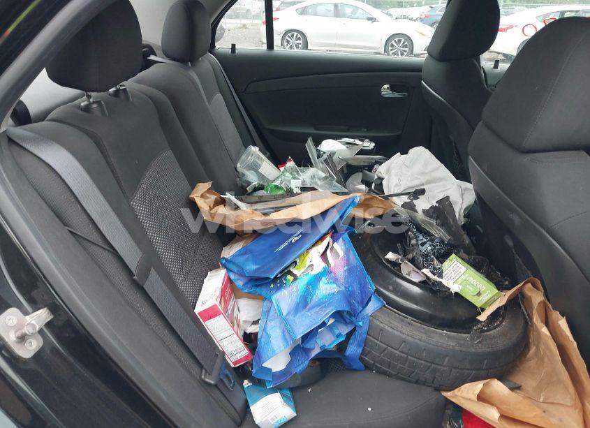 Photo 8 of 2012 Chevrolet Malibu 1LT (VIN 1G1ZC5E00CF275804)