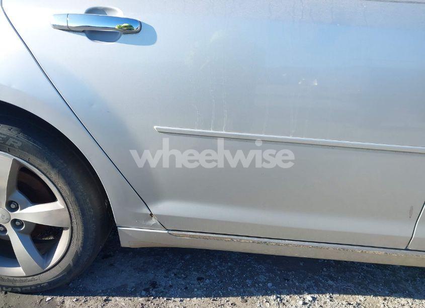 Photo 14 of 2012 Chevrolet Malibu 1LT (VIN 1G1ZC5E00CF347701)