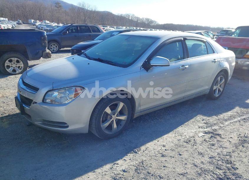 Photo 2 of 2012 Chevrolet Malibu 1LT (VIN 1G1ZC5E00CF347701)