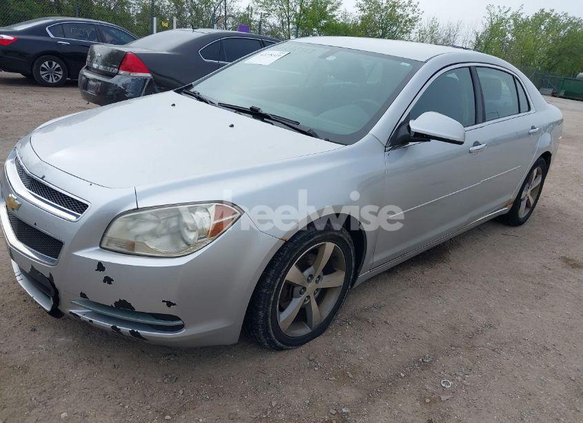 Photo 2 of 2012 Chevrolet Malibu 1LT (VIN 1G1ZC5E00CF365437)