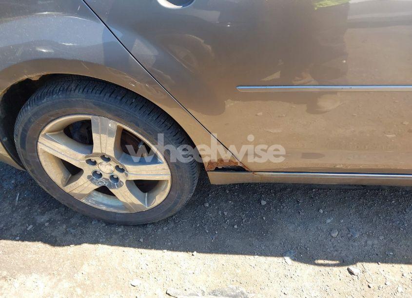 Photo 6 of 2012 Chevrolet Malibu 1LT (VIN 1G1ZC5E01CF330972)