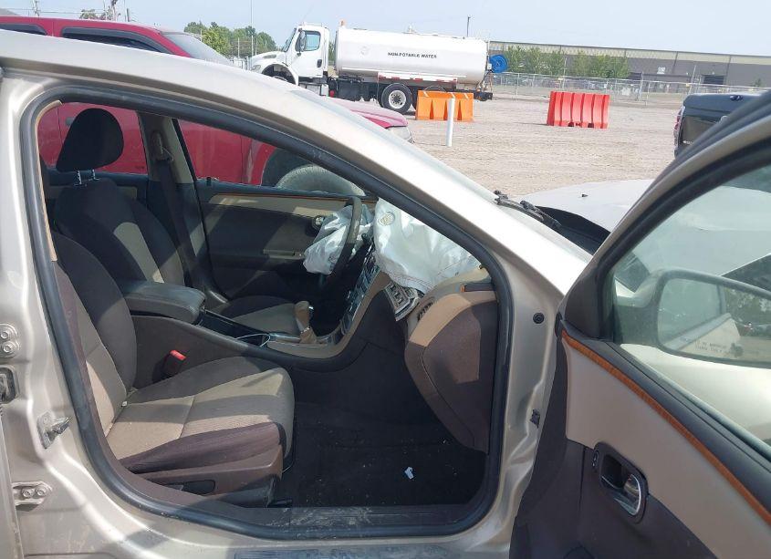 Photo 5 of 2012 Chevrolet Malibu 1LT (VIN 1G1ZC5E03CF142681)