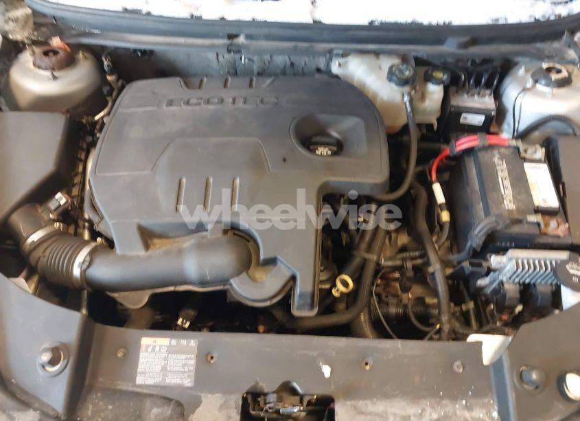 Photo 10 of 2012 Chevrolet Malibu 1LT (VIN 1G1ZC5E03CF212230)