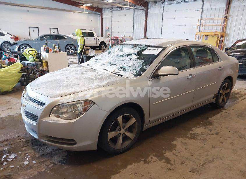 Photo 2 of 2012 Chevrolet Malibu 1LT (VIN 1G1ZC5E03CF212230)