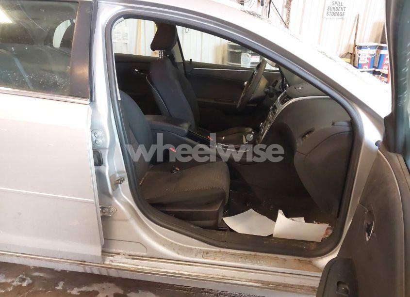 Photo 5 of 2012 Chevrolet Malibu 1LT (VIN 1G1ZC5E03CF212230)