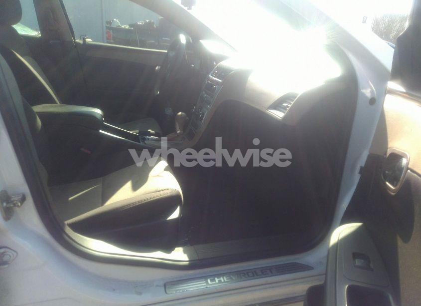 Photo 5 of 2012 Chevrolet Malibu 1LT (VIN 1G1ZC5E03CF292872)