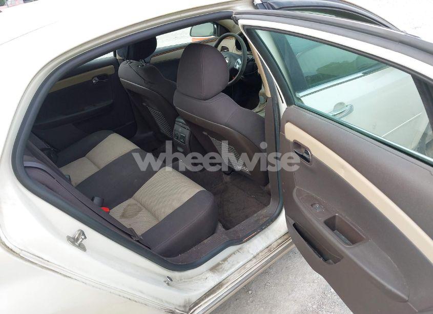 Photo 8 of 2012 Chevrolet Malibu 1LT (VIN 1G1ZC5E03CF377954)