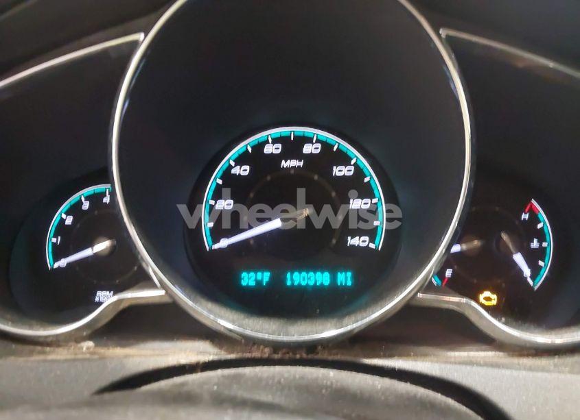 Photo 7 of 2010 Chevrolet Malibu LT (VIN 1G1ZC5E04AF230099)