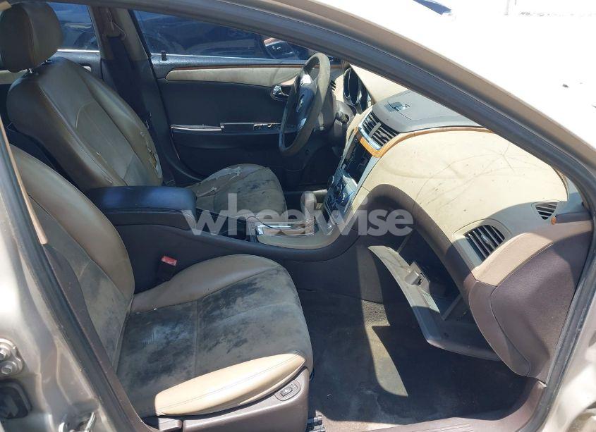 Photo 5 of 2010 Chevrolet Malibu LT (VIN 1G1ZC5E04AF252782)