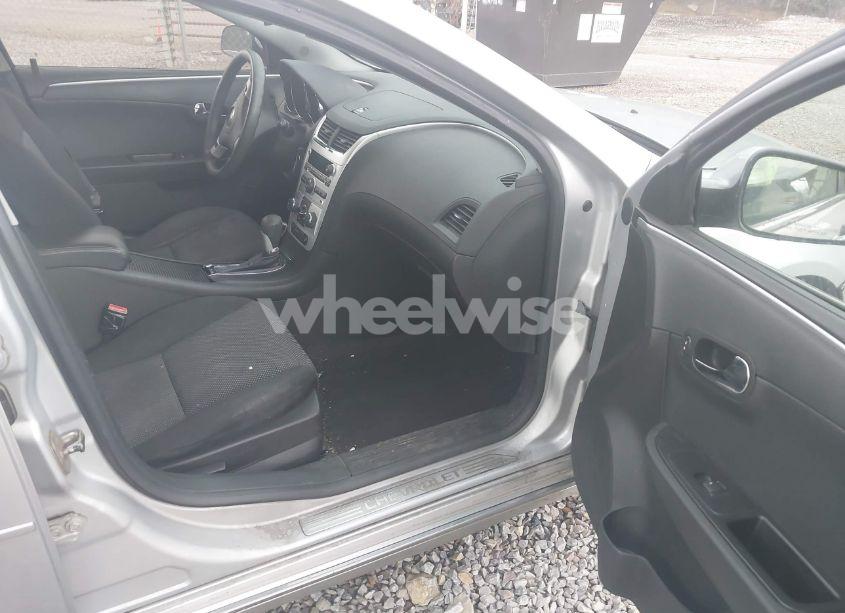 Photo 5 of 2012 Chevrolet Malibu 1LT (VIN 1G1ZC5E04CF197849)