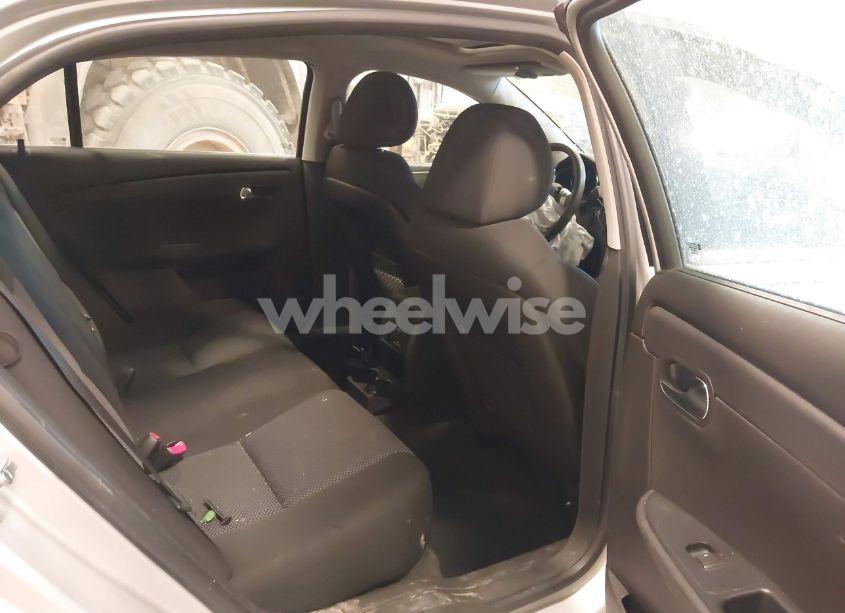 Photo 8 of 2012 Chevrolet Malibu 1LT (VIN 1G1ZC5E04CF216982)