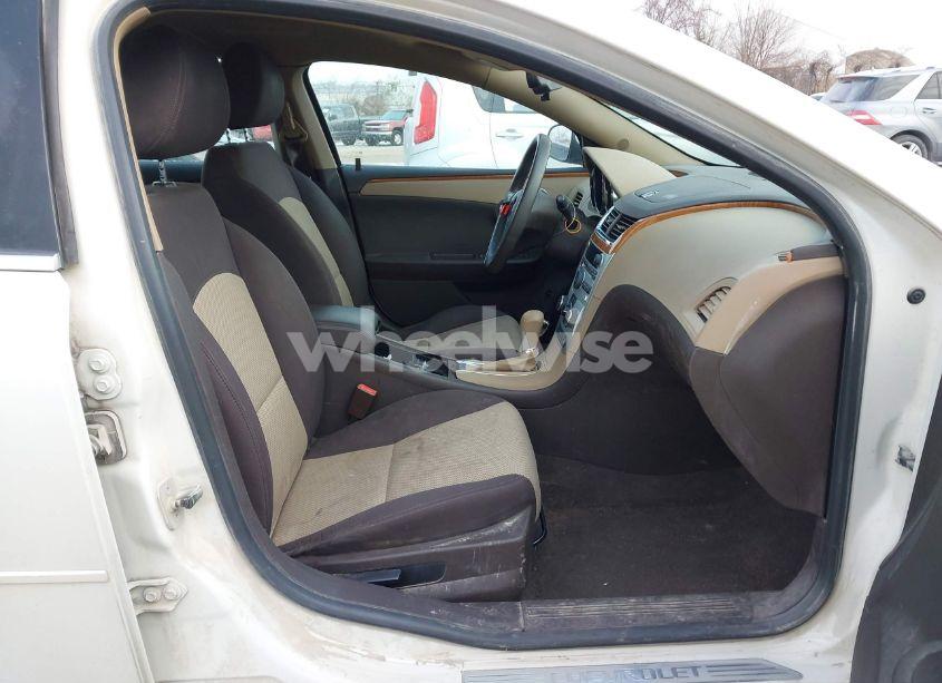 Photo 5 of 2012 Chevrolet Malibu 1LT (VIN 1G1ZC5E04CF272713)