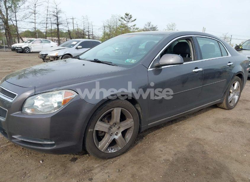 Photo 2 of 2012 Chevrolet Malibu 1LT (VIN 1G1ZC5E04CF303801)