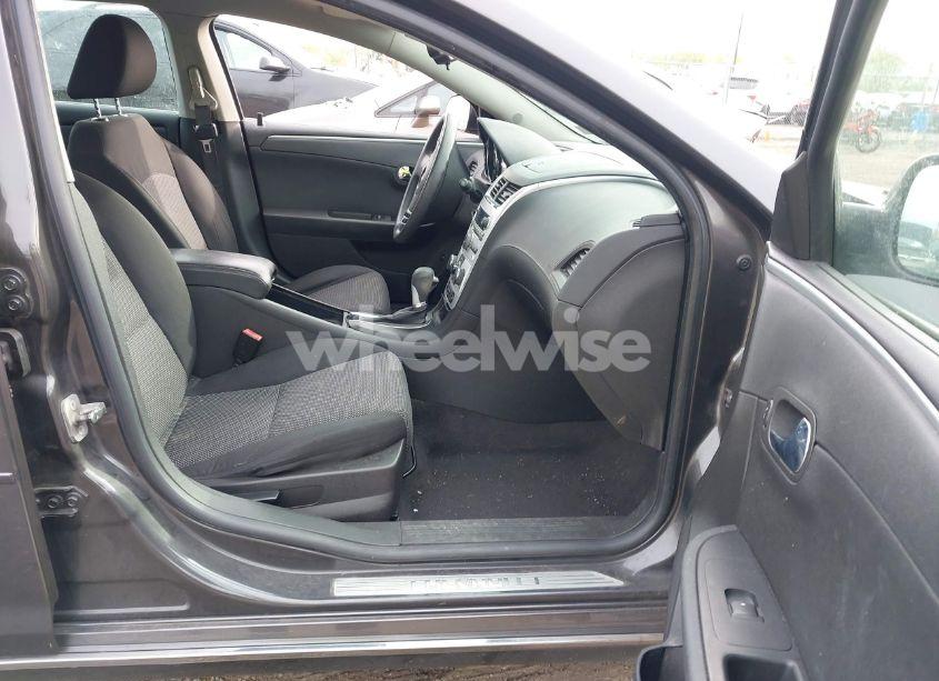 Photo 5 of 2012 Chevrolet Malibu 1LT (VIN 1G1ZC5E04CF303801)