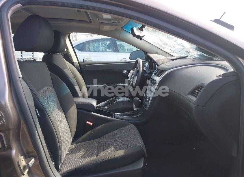 Photo 5 of 2012 Chevrolet Malibu 1LT (VIN 1G1ZC5E04CF349578)