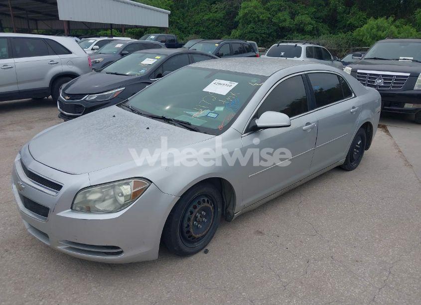 Photo 2 of 2010 Chevrolet Malibu LT (VIN 1G1ZC5E05AF117293)