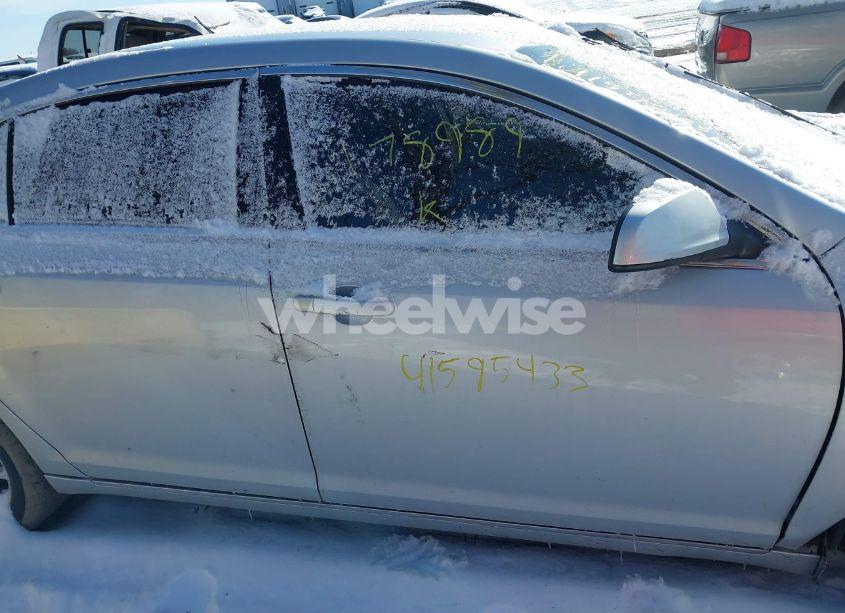 Photo 12 of 2010 Chevrolet Malibu LT (VIN 1G1ZC5E06AF178989)