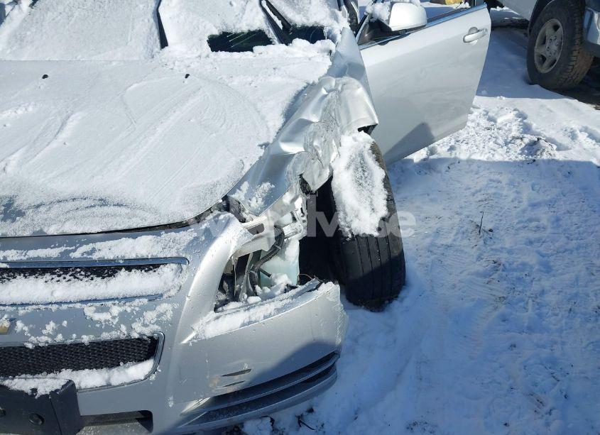 Photo 6 of 2010 Chevrolet Malibu LT (VIN 1G1ZC5E06AF178989)