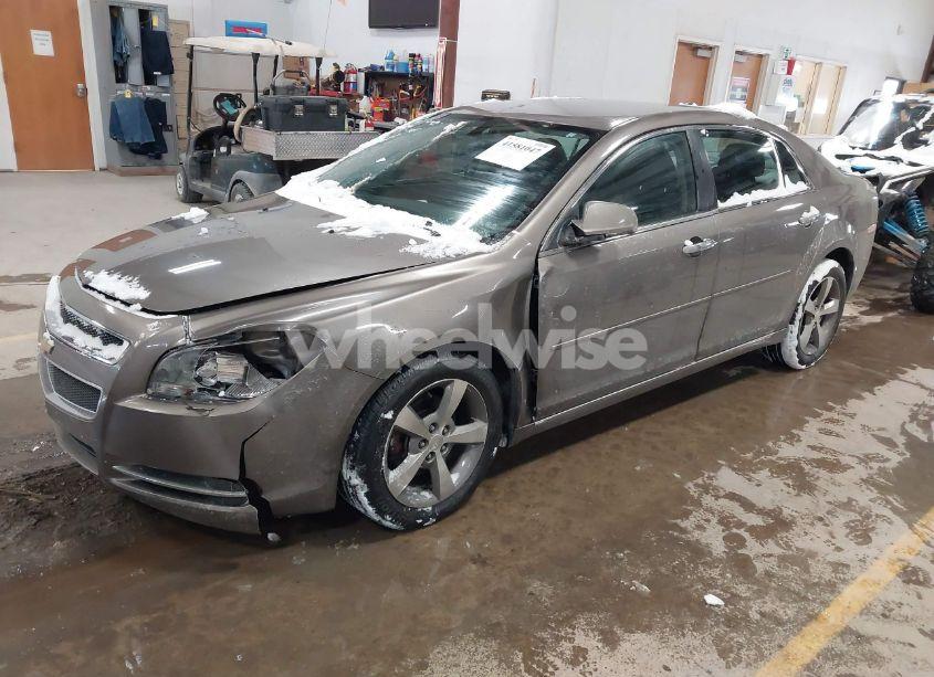 Photo 2 of 2012 Chevrolet Malibu 1LT (VIN 1G1ZC5E06CF240992)