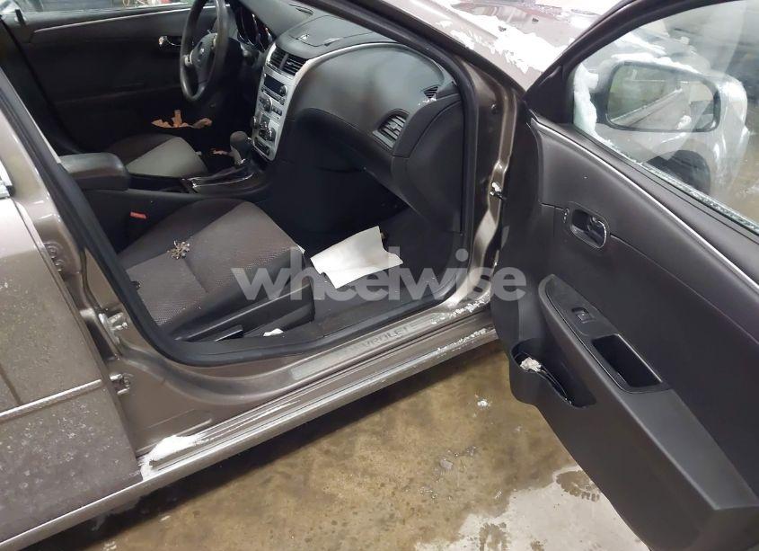 Photo 5 of 2012 Chevrolet Malibu 1LT (VIN 1G1ZC5E06CF240992)