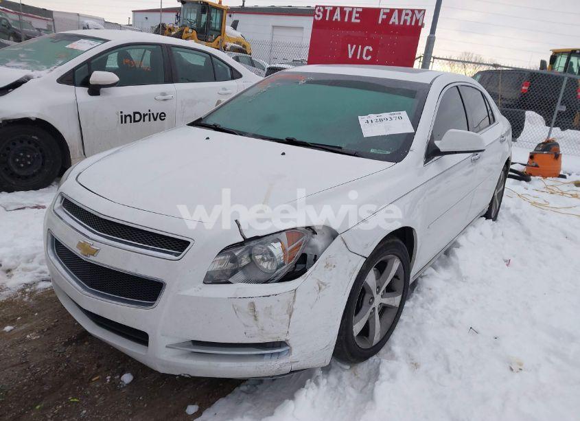 Photo 2 of 2012 Chevrolet Malibu 1LT (VIN 1G1ZC5E06CF256335)