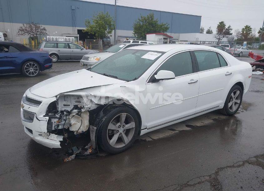 Photo 2 of 2012 Chevrolet Malibu 1LT (VIN 1G1ZC5E06CF262135)