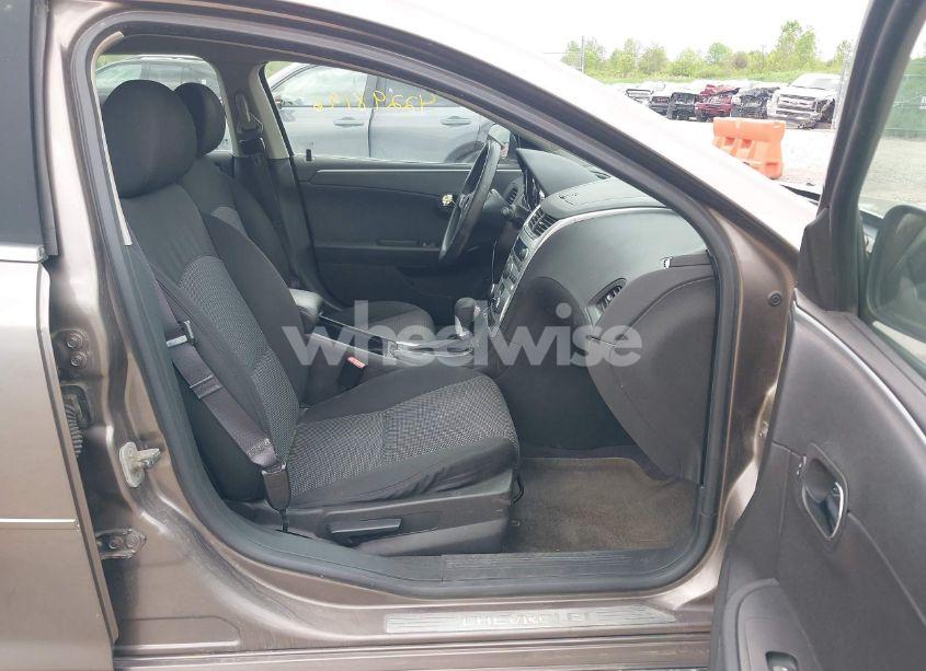 Photo 5 of 2012 Chevrolet Malibu 1LT (VIN 1G1ZC5E0XCF195569)